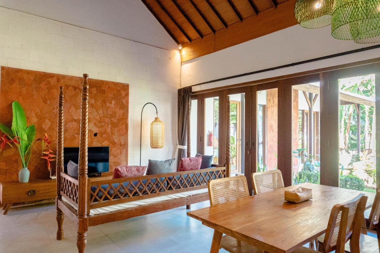 Three Bedroom Villa Private Pool Bathtub Kitchen